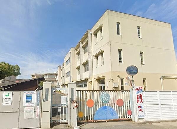 岸和田市立新条小学校まで700m