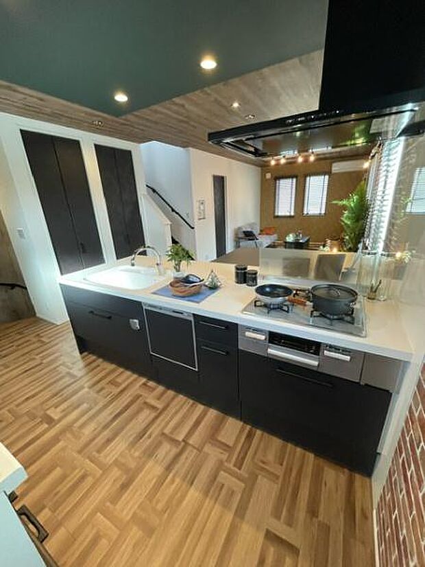 参考プラン4ＬＤＫ・建物価格1980万円・建延面積97.21平米