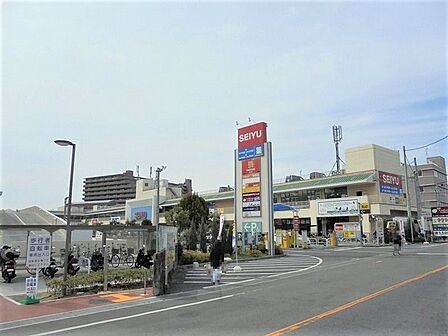 西友上野芝店まで950m