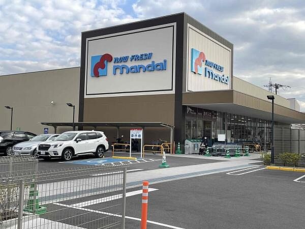 万代堺深井店まで600m