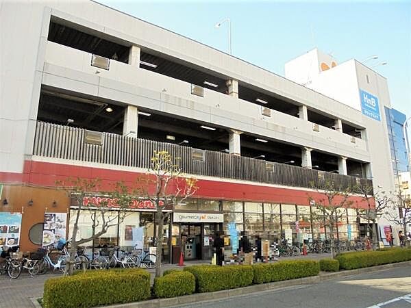 グルメシティ深井駅前店まで1300m