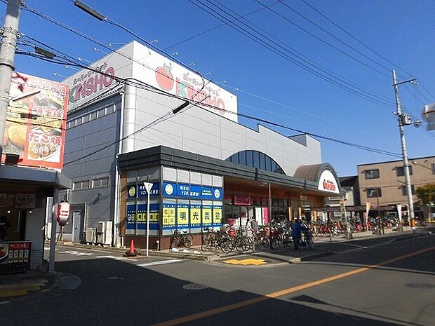近商ストア東湊店まで700m