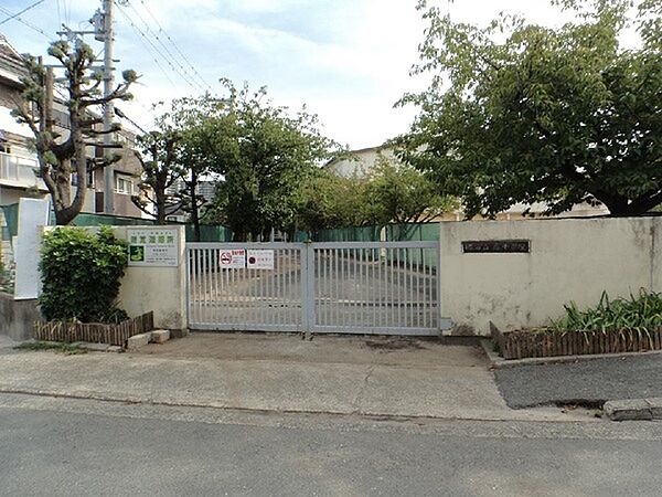 堺市立鳳中学校まで1250m