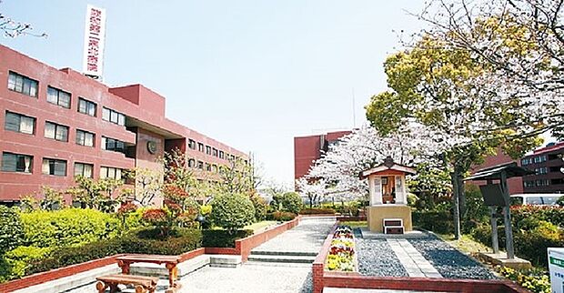医療法人錦秀会阪和第二泉北病院まで1300m