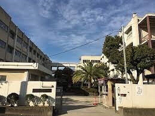 松原市立天美西小学校まで650m