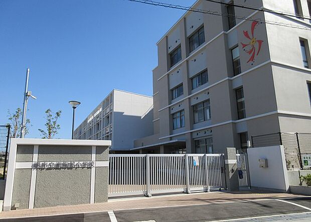 堺市立東陶器小学校まで650m