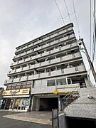 瓢箪山駅より徒歩18分 6階 築38年の賃貸物件