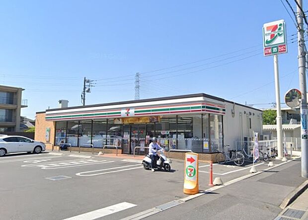 セブン-イレブン　草加西町保健所通り店まで500m、セブン-イレブン　草加西町保健所通り店500m(徒歩7分）