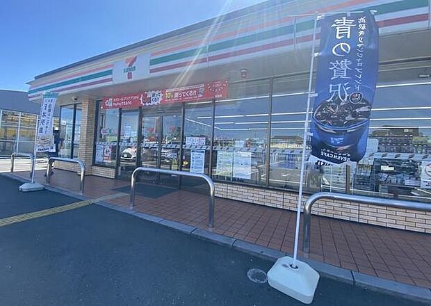セブンイレブン　草加谷塚バイパス店まで190m、セブンイレブン　草加谷塚バイパス店190m(徒歩4分)