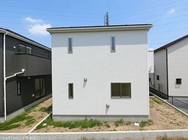 住宅性能評価を取得した、性能が“見える化”された安心の住まい。第三者機関による評価で住宅性能が明確になっており、耐震性や劣化対策など、さまざまな面で安心してお住まいいただけます。