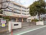 周辺：八幡中学校まで700m、八幡中学校700m(徒歩9分）