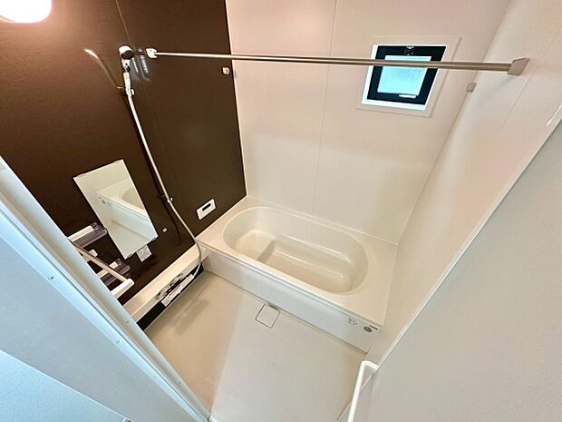 ランドリーパイプ設置済みで、雨の日のお洗濯をサポートします。