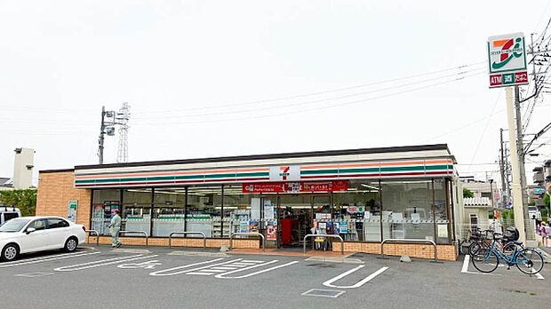 セブンイレブン 草加西町保健所通り店まで469m、セブンイレブン 草加西町保健所通り店469m(徒歩6分)