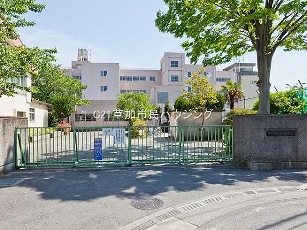 清門小学校まで650m、清門小学校650m((　徒歩9分）