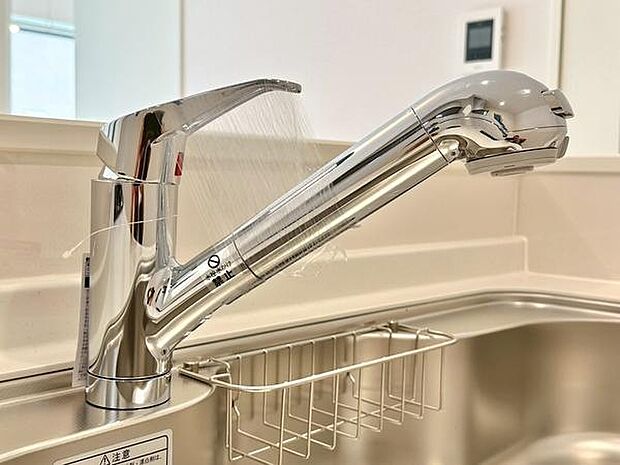 お料理にも安心して使える浄水器一体型水道です。メンテナンスもしやすく毎日の使用に便利です。