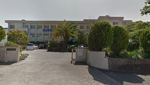 宮崎市立檍中学校まで1310m