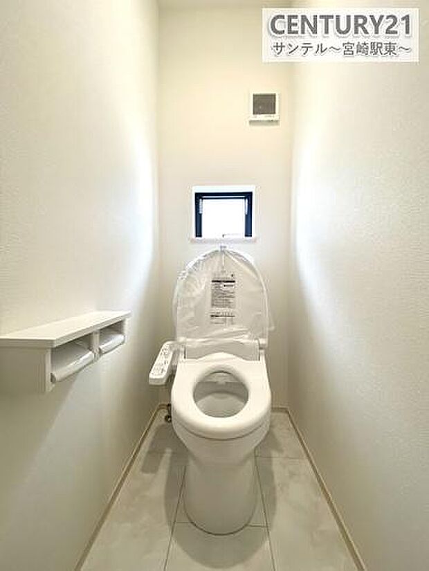 2階トイレです!トイレが二つあると朝の忙しい時間帯も安心です(^^♪