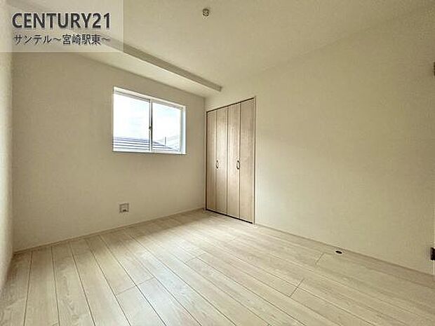 ワークスペースや書斎などお子様の勉強部屋など、さまざまな用途に合わせて使えます。