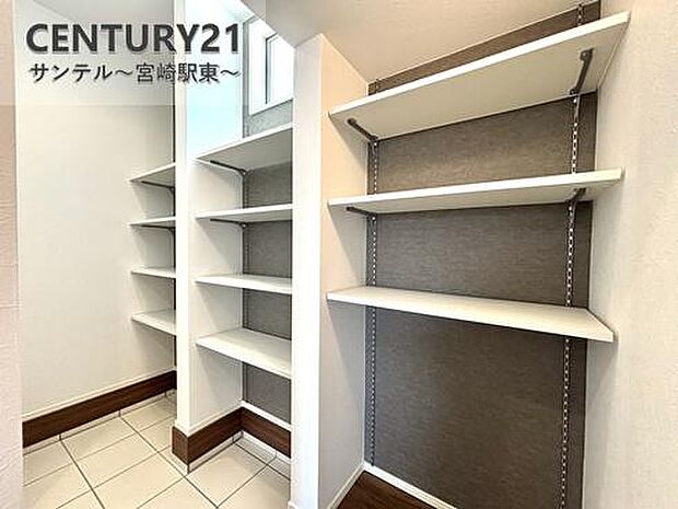 収納量の多いシューズボックスがあるので散らかりやすい玄関をしっかり整頓出来ます♪