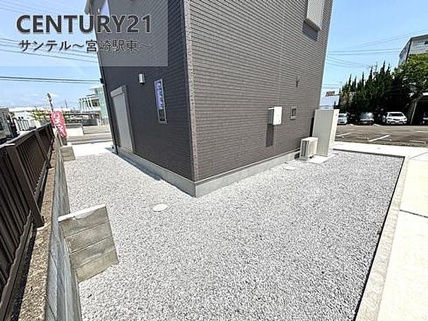 お庭スペースも完備しておりBBQやお子様用プールも楽しめます！