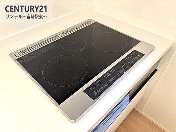 火を使わないIHクッキングヒーター採用。安全でお手入れも簡単。小さなお子様がいるご家庭にも安心のキッチンです。