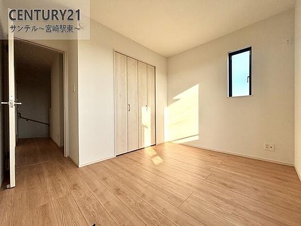 子供部屋には便利な収納付き。限られた空間を有効活用でき、お部屋を広くすっきり使えます。