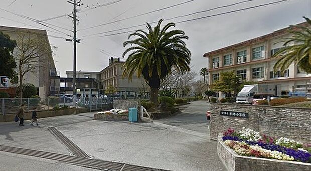 宮崎市立本郷小学校まで1027m