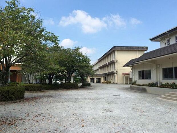 宮崎市立　住吉中学校まで403m