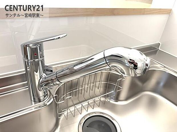 浄水器です。ワンタッチで浄水・原水の切り替えが可能です!