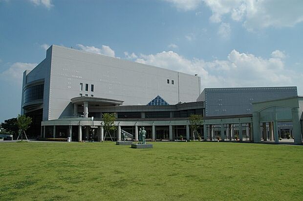 宮崎市民文化ホールまで2144m