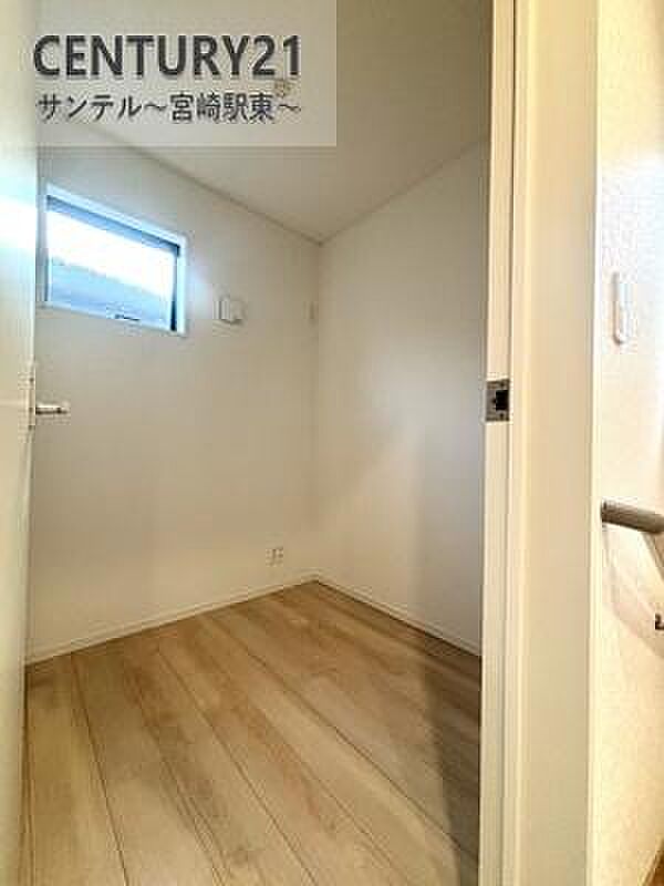 ユーティリティスペースは、趣味部屋やワークスペース、収納スペース、その他、ご家族のライフスタイルに合わせた使い方が出来るお部屋です♪