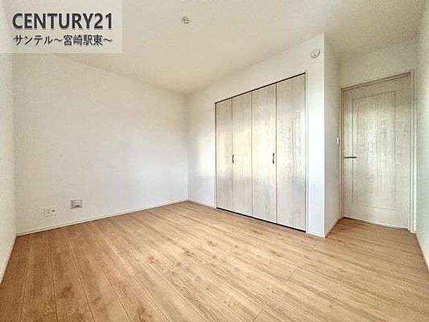 (同仕様写真)洋室※同タイプのモデル写真でございます。色や配置の相違がある場合がございます。