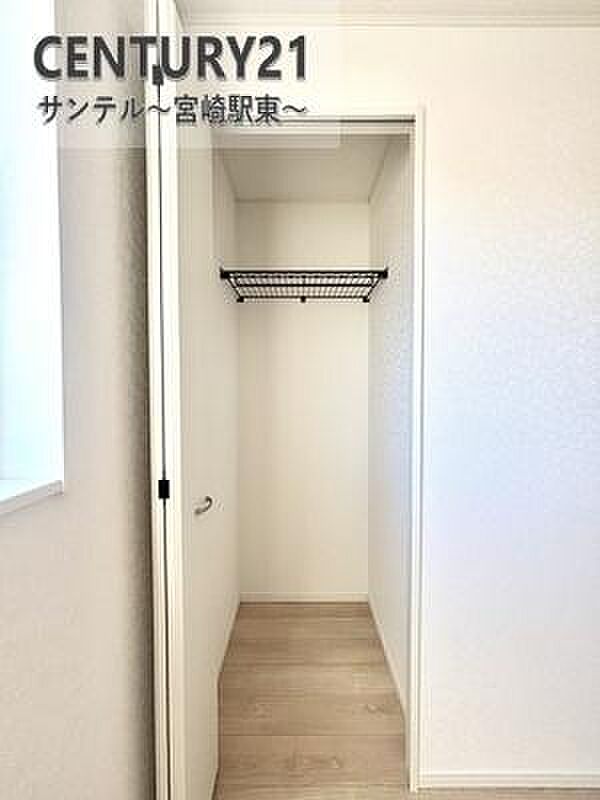 洋室収納です。