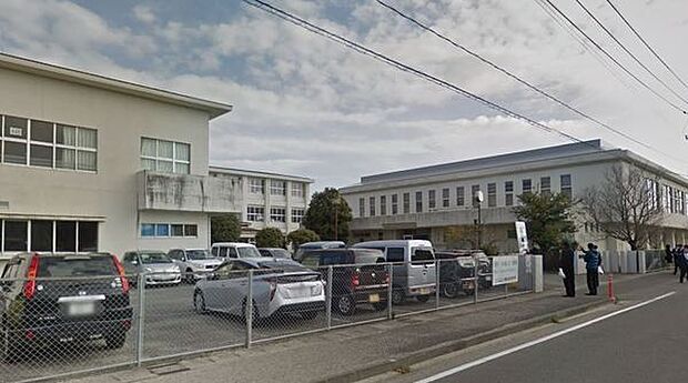 宮崎市立赤江東中学校まで1341m