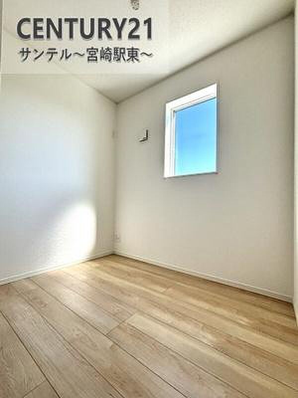 ユーティリティスペースは、趣味部屋やワークスペース、収納スペース、その他、ご家族のライフスタイルに合わせた使い方が出来るお部屋です♪