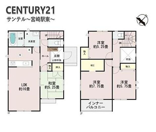 吹き抜けで開放感のある玄関。寝室は7.5帖でWICがあり、たっぷりの収納量！
