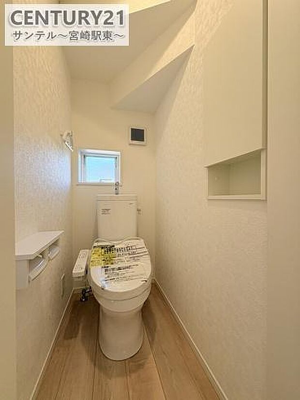 平屋でもトイレが2か所ございます。トイレが二つあると朝の忙しい時間帯も安心です(^^♪