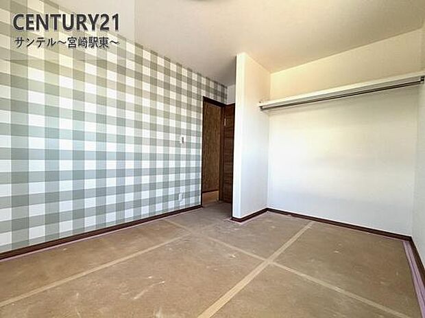 6帖の洋室です♪子供部屋にいかがでしょうか♪日当たり、風通し良好です(^^♪