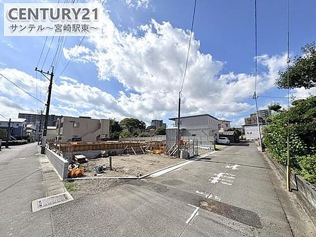 北側前面道路です。