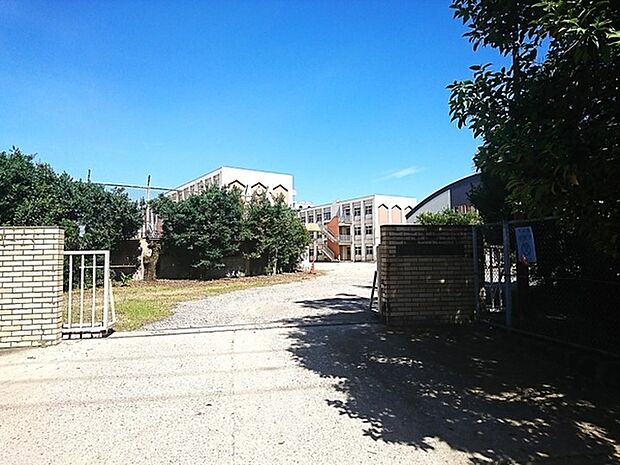 宮崎市立東大宮中学校まで1953m