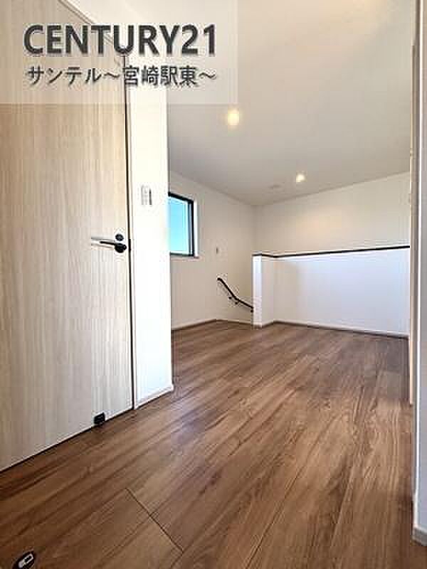 2Fフリースペース。お子様の勉強スペースやフリースペースとして活用できます。