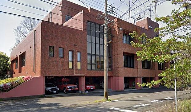 綾町役場まで734m