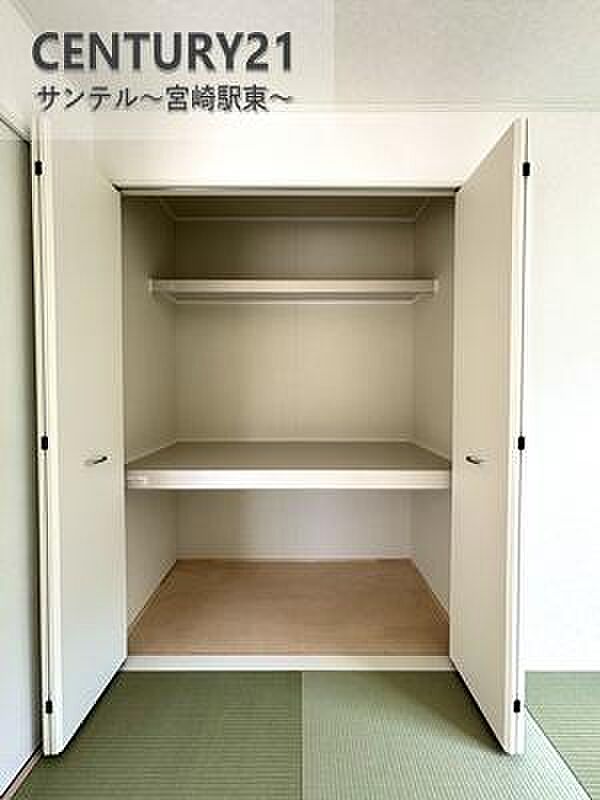 （同仕様写真）和室収納です。布団などの収納に活用できます。