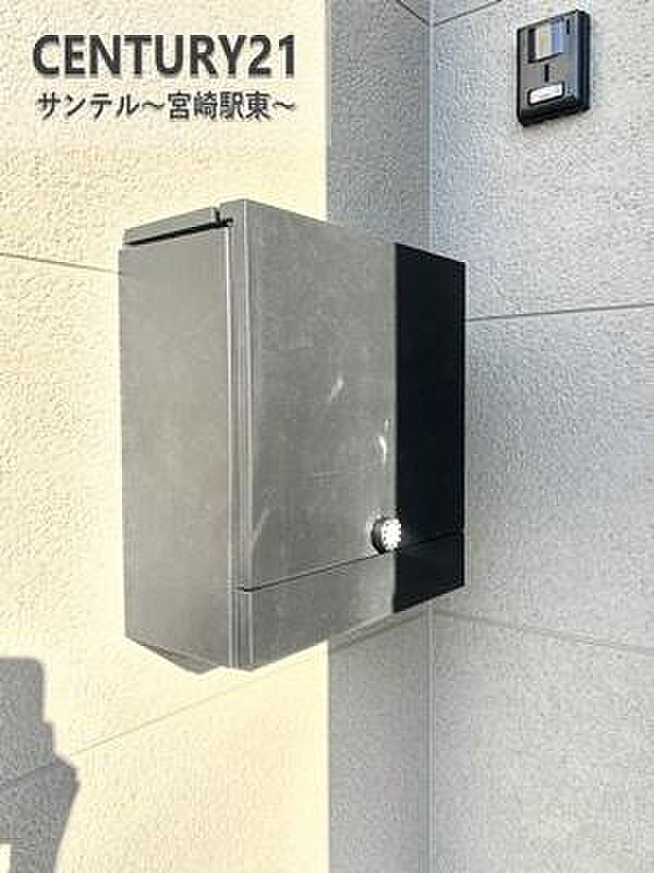 （同仕様写真）ポスト