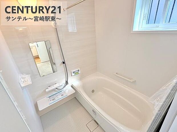 1日の疲れもゆっくり取ることのできる広々バス♪