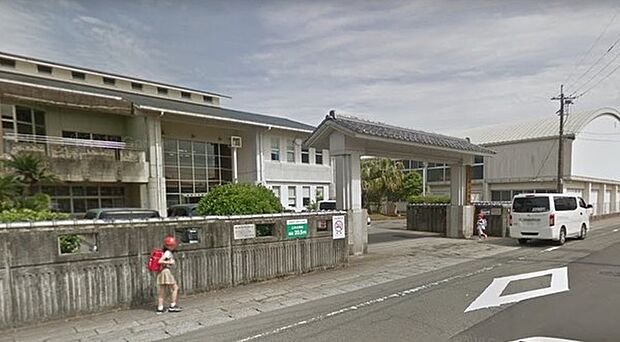 宮崎市立清武小学校まで941m