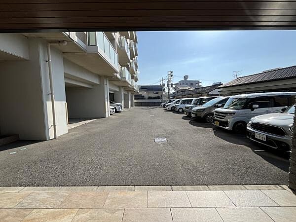来客用駐車場も完備