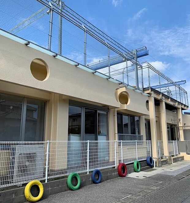 よいこのもり幼保連携型認定こども園まで295m