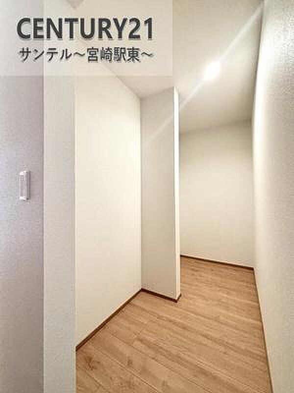 キッチン裏には大容量のパントリースペースを完備しております(^^♪