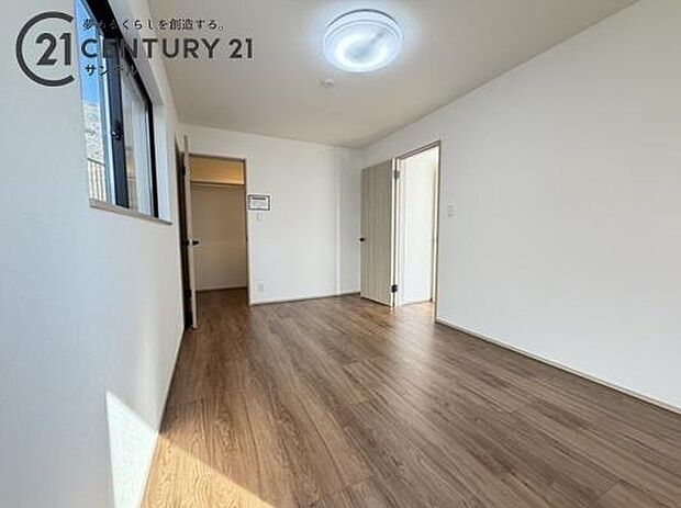 (同仕様写真)洋室※床色、建具の色が異なる場合がございます。